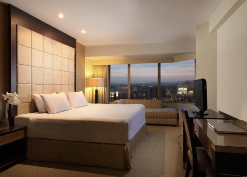 Hotel Santika Premiere Semarang